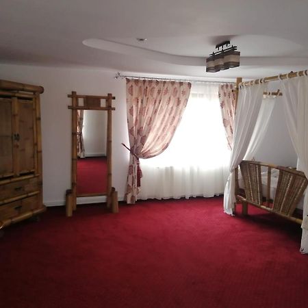 Pensiunea Rosenau Râşnov Exterior photo